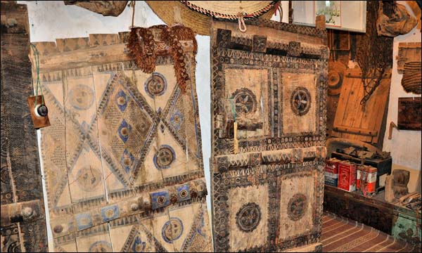 تحف فنية مغربية عتيقة 
